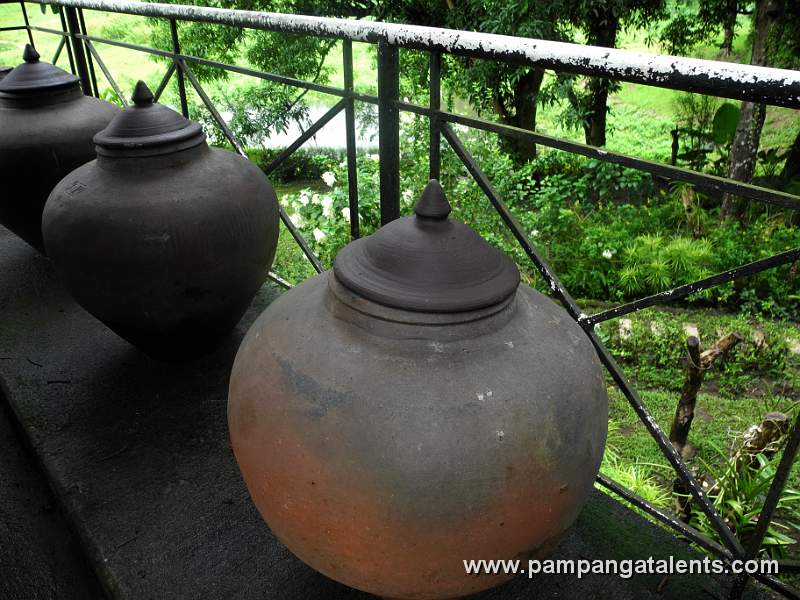 Big Jars - Traditional Food Storage