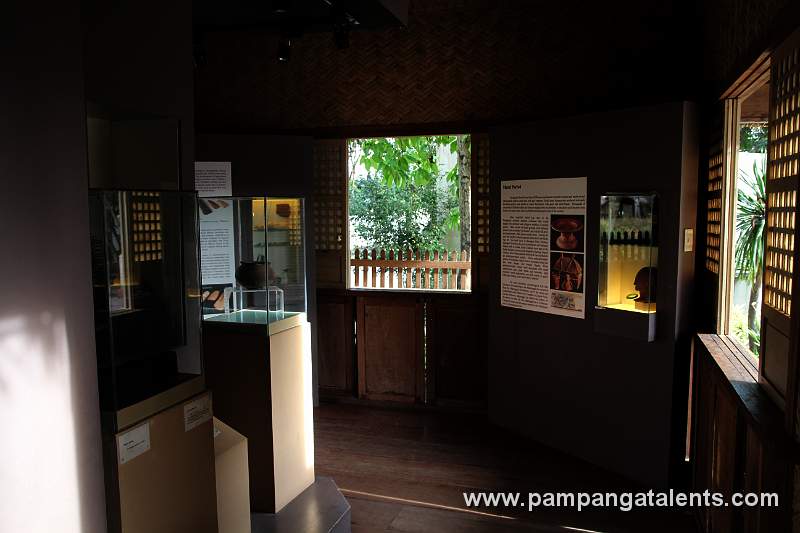 Artifacts in Apolinario Mabini House