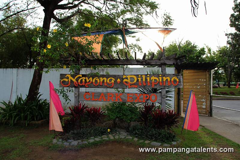 Nayong Pilipino Entrance
