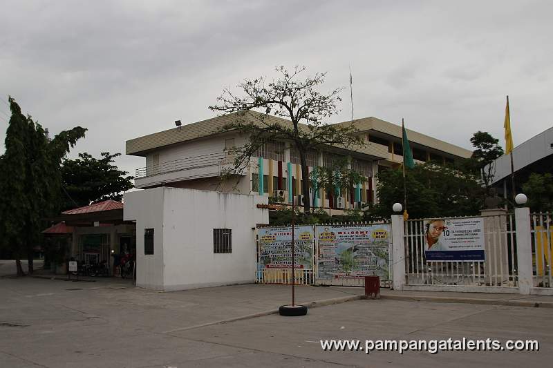 Guagua National Colleges