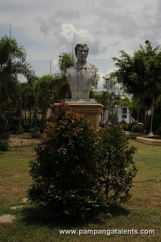 Dr. Jose Rizal Monument