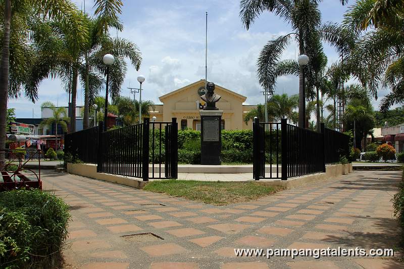 Monument of Pres. Diosdado Macapagal in Lubao Plaza