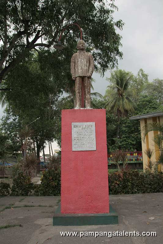 Monument of Benedicto T. Dayrit