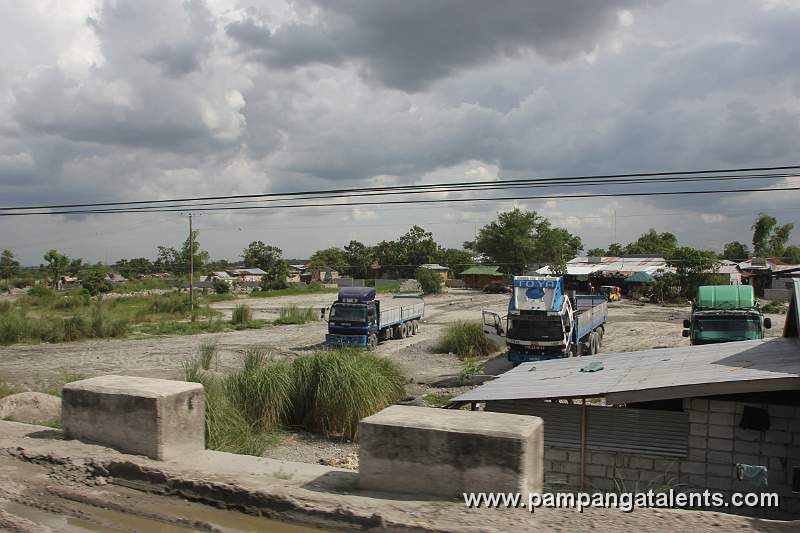 Trucks on Quarry Station