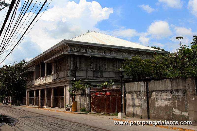 Hizon-Singian Heritage House along Consunji Street, Barangay Santo Rosario, City of San Fernando