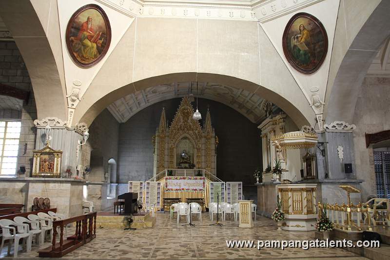 Side Altar and Choir Port