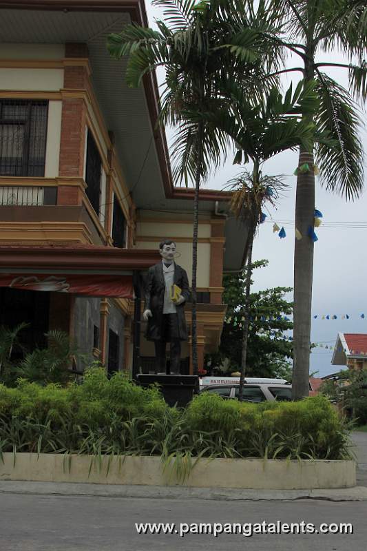 Dr. Jose Rizal Monument Infront of Municipal Hall