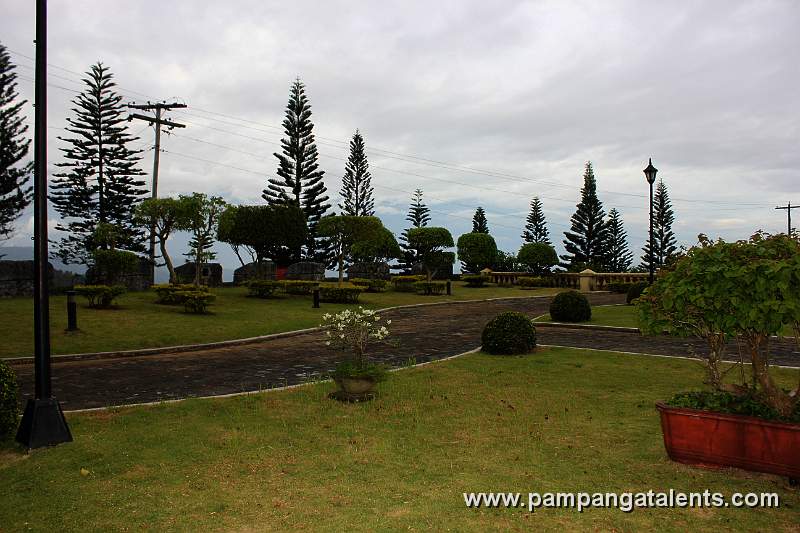 Plaza Garden inside Wonderland in Batangas