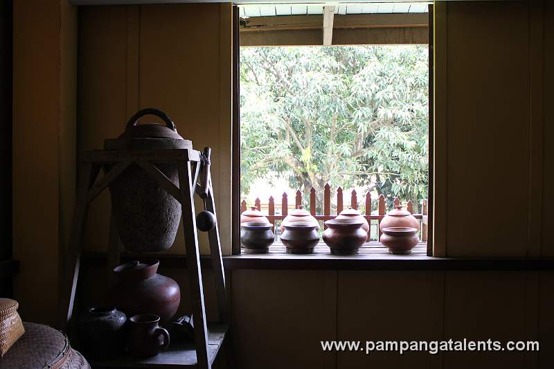 Earthen Pots / Jars