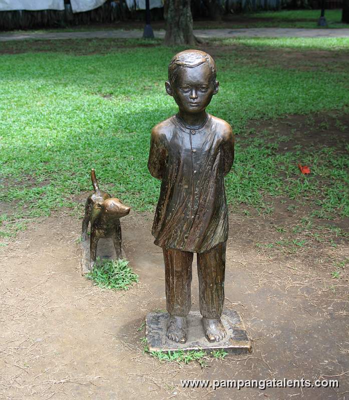 Boy statue Dr. Rizal