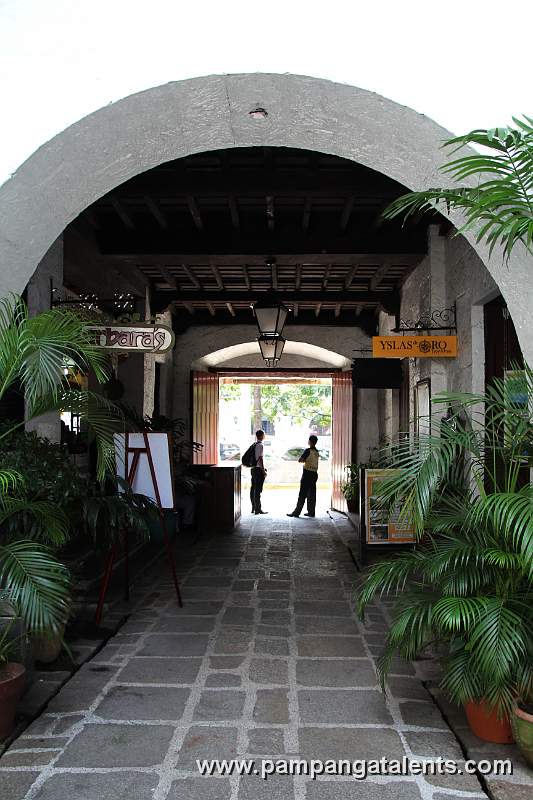 Restaurants and Tour offices inside Casa Manila in intramuros