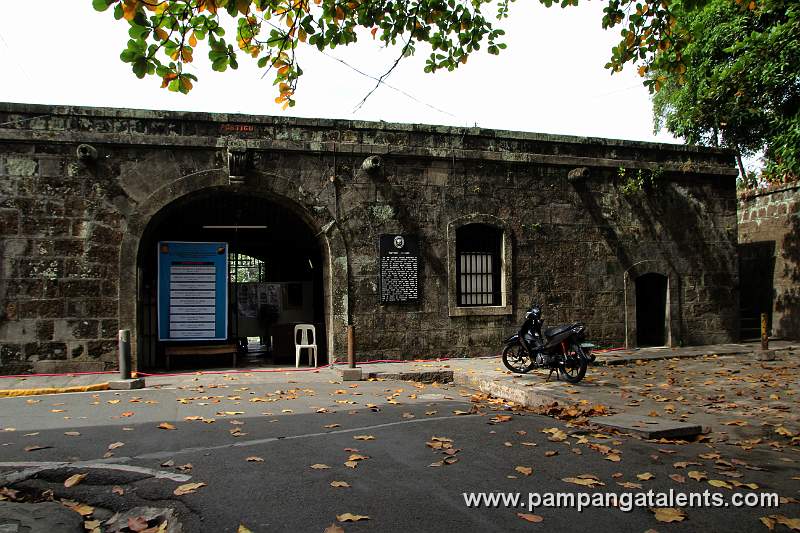 Postigo Gate