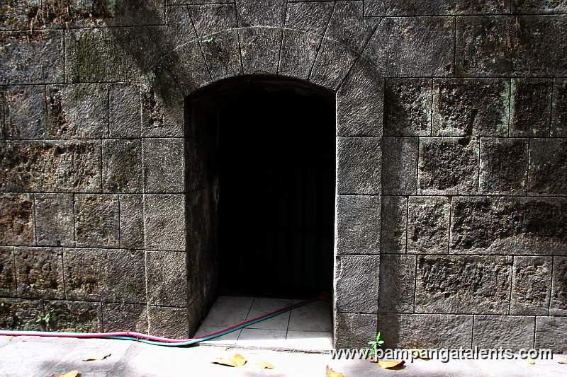 Postigo Gate