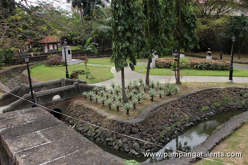 Revellin del Parian Garden