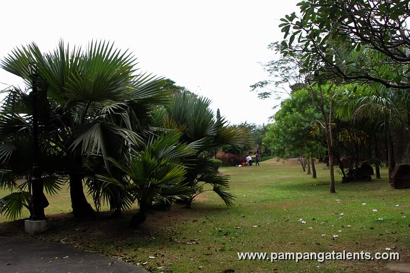 Revellin del Parian Garden