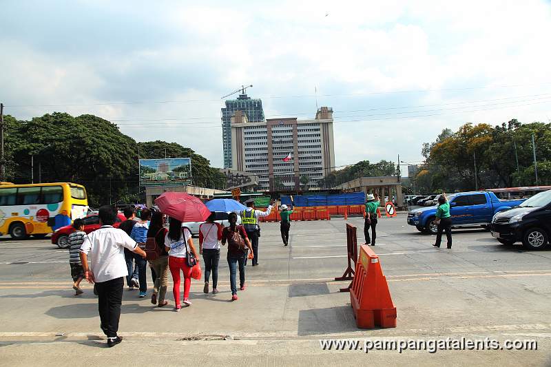Pedestrian Crossing from Quezon Memorial Circle towards Quezon City Hall Elliptical Road Diliman.