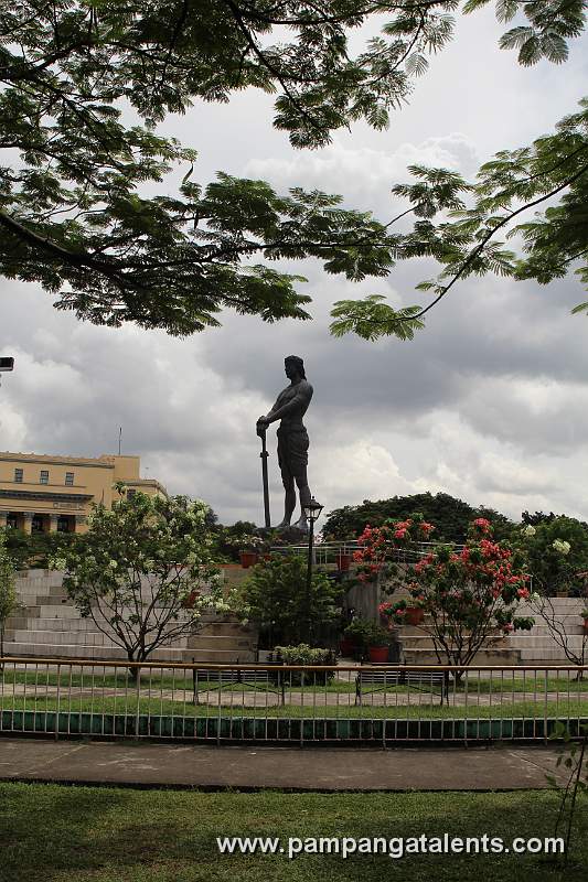 Side view of Lapu-lapu Monument