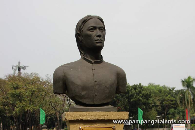 Francisco Maniago Statue (Pampanga c. 1660) Philippine Hero from Pampanga